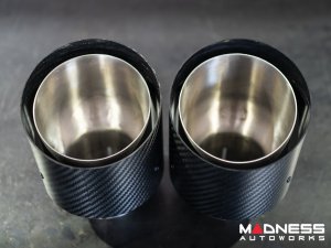 Alfa Romeo Stelvio Custom Exhaust Tips - Ragazzon - Stainless Steel - Carbon Fiber